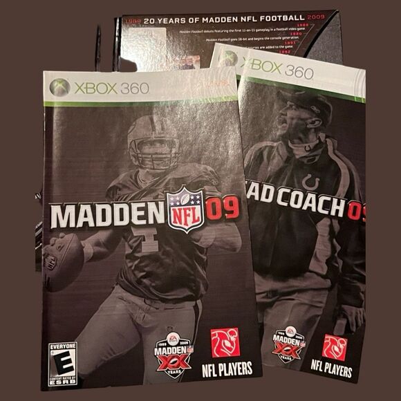 2009 EA Sports Madden XX (20 Year) Football Video Game Colector’s Edition - Picture 8 of 11